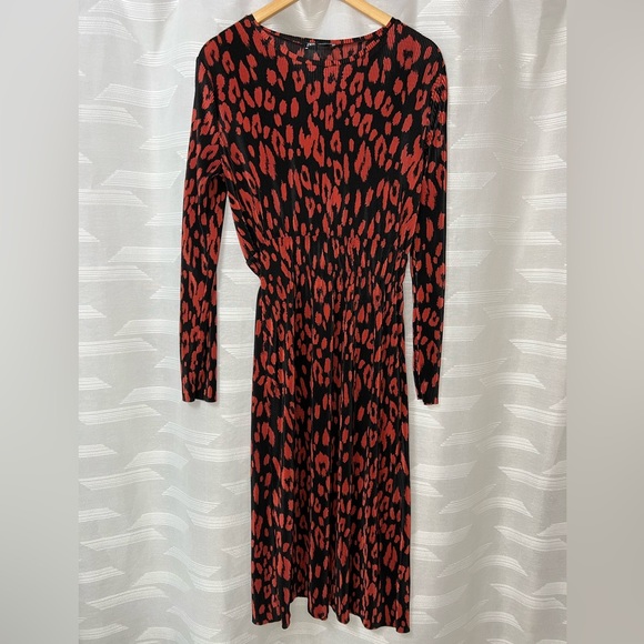 Zara Dresses & Skirts - NWOT Zara Slinky Gathered Waist Midi Dress